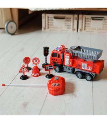 WOOPIE kaugjuhtimisega tuletõrjeauto tõstukiga