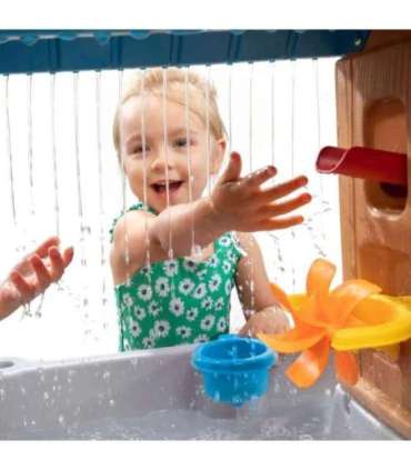 Step2 veelaud koos vihmuti, ämbri ja lehtriga + loomad