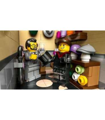 LEGO ICONS 10350 Tudor Corner