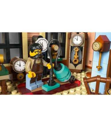 LEGO ICONS 10350 Tudor Corner