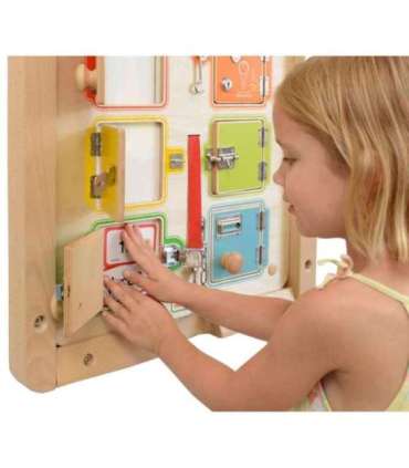 MASTERKIDZ seinale paigaldatav tegevuslaud lukkude avamise ja sulgemise õppimiseks