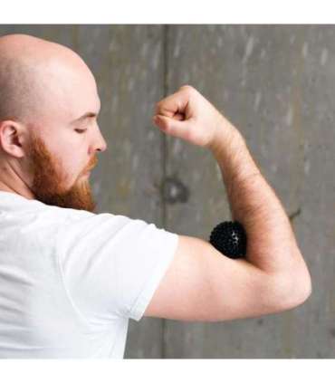 BLP01 черный шипованный массажный мяч HMS