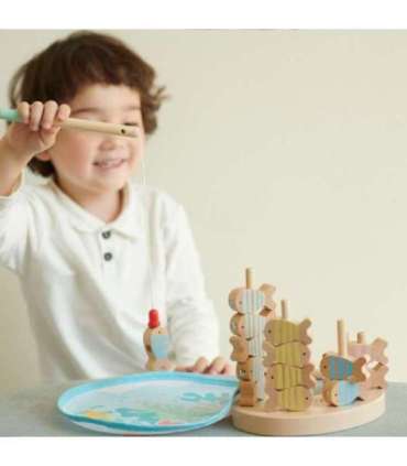 CLASSIC WORLD Puidust kalapüügimäng, komplekt: 2 õnge, 24 osa.