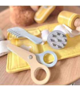 CLASSIC WORLD Väikese juuksuri komplekt: vöö koos tarvikutega, 8 tk.