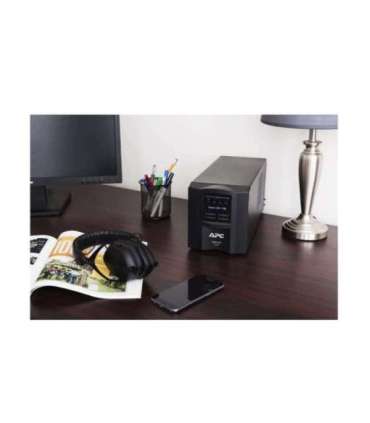 Schneider Electric APC Smart-UPS SMT750IC 750 VA 500 W