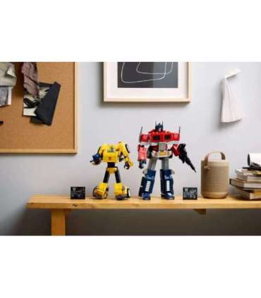 LEGO ICONS 10338 Bumblebee