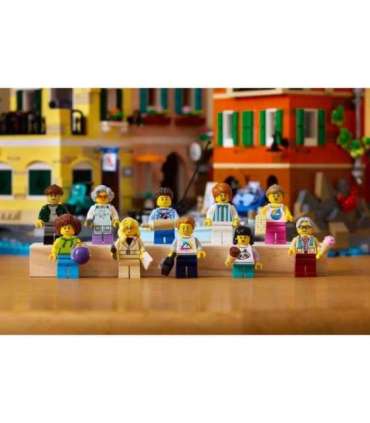 LEGO IDEAS 21359 Italian Riviera