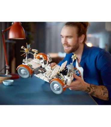 LEGO TECHNIC 42182 NASA Apollo Lunar Roving Vehicle - LRV
