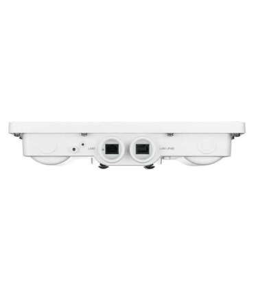 D-Link Nuclias Connect AC1200 Wave 2 Outdoor Access Point DAP-3666 802.11ac Mesh Support No 300+867 Mbit/s |