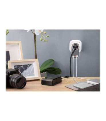 Digitus Universal USB Plug-in Charger with 2 x USB-A Sockets and Integrated Socket DA-70617