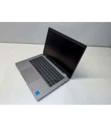 DELL Renew RENEW Grade B Dell Latitude 5330 13.3 " FHD i3-1215U 16 GB SSD 256 GB Intel UHD Graphics
