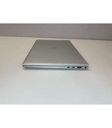 HP RENEW Grade A EliteBook x360 830 G8 13.3 " i5-1135G7 8 GB SSD 256 GB Intel Iris Xe Graphics |