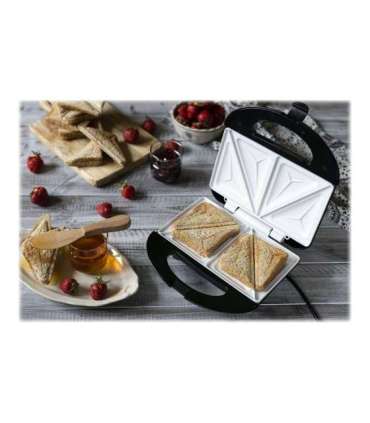 Camry Sandwich maker CR 3018 850 W Number of plates 1 Number of pastry 2 Ceramic coating Black