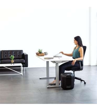 Cross-Cut LX45 Black Paper shredding Credit cards shredding Traditional