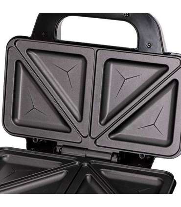 Adler Sandwich maker AD 3043 900 W Number of plates 1 Number of pastry 2 Black