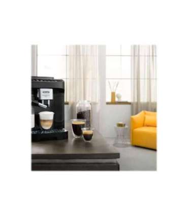 Delonghi Automatic Coffee Maker ECAM290.61.B Magnifica Evo Pump pressure 15 bar Built-in milk frother |