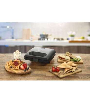 Gorenje Sandwich maker SM703GCB 700 W Number of plates 3 Number of pastry 2 Black