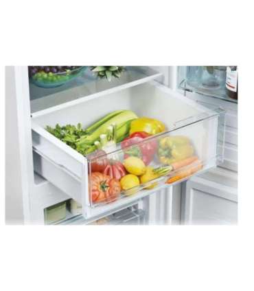 Candy Refrigerator CCT3L517EW Energy efficiency class E Free standing Combi Height 176 cm Fridge net