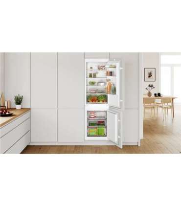 Bosch Refrigerator KIN86NSE0 Energy efficiency class E Built-in Combi Height 177.2 cm No Frost system |