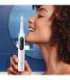 Oral-B Electric Toothbrush iO9 Series Rechargeable For adults Number of brush heads included 1 Number of