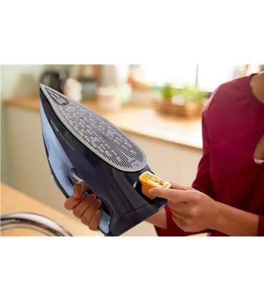 Philips DST7041/20 Steam Iron 2800 W Water tank capacity 300 ml Continuous steam 50 g/min Steam boost