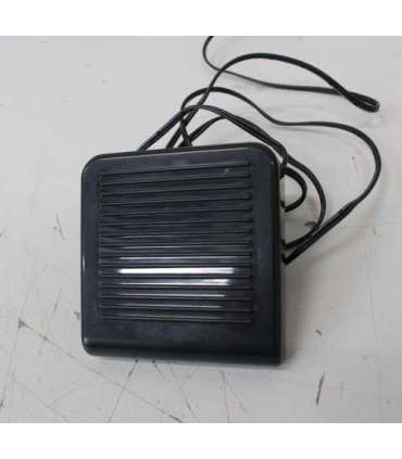 SALE OUT. Singer M1005 Sewing Machine, White Singer Sewing Machine M1005 Number of stitches 11 Number of