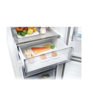 Candy Refrigerator ECN2CQTEW186 Energy efficiency class E Free standing Combi Height 185 cm No Frost system