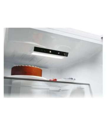 Candy Refrigerator ECN2CQTEW186 Energy efficiency class E Free standing Combi Height 185 cm No Frost system