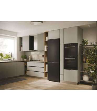 Candy ECN2CQTEB186 Refrigerator, E, Freestanding, Combi, Height 185cm, Fridge net 235 L, Freezer net 120 L, Black |