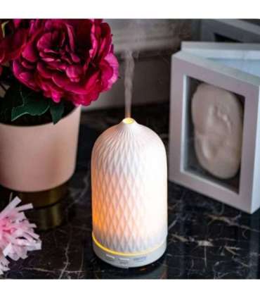 Camry Ultrasonic aroma diffuser 3in1 CR 7970 Ultrasonic Suitable for rooms up to 25 m² White