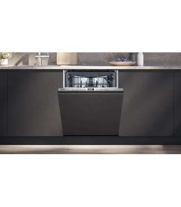 SIEMENS SN63HX17VE built-in dishwasher