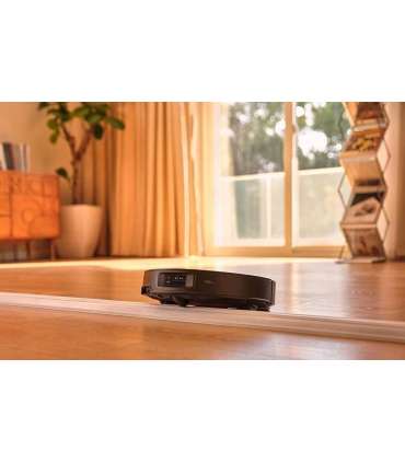 Cleaning robot Roborock Saros Z70 (Black)