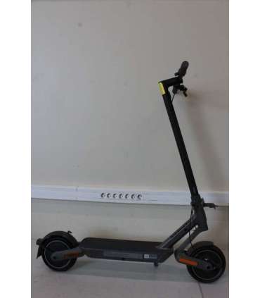 SALE OUT. Xiaomi Electric Scooter 4 Ultra EU Xiaomi Electric Scooter 4 Ultra EU 500 W 25 km/h 10 " 6 month(s)