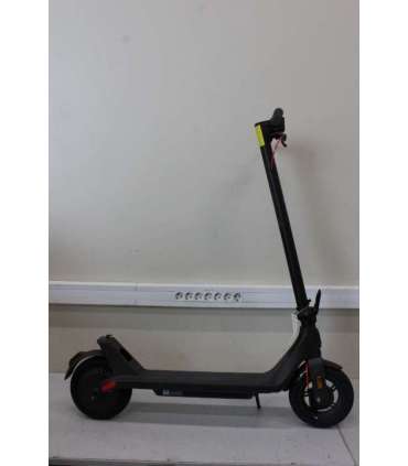 SALE OUT. Xiaomi Electric Scooter 4 Lite (2nd Gen) Xiaomi 6 month(s) DEMO, DAMAGED PACKAGING