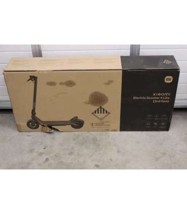 SALE OUT. Xiaomi Electric Scooter 4 Lite (2nd Gen) Xiaomi 6 month(s) DEMO, DAMAGED PACKAGING
