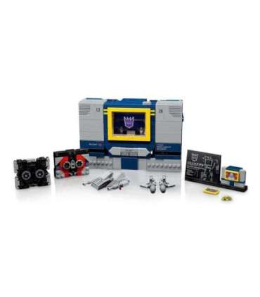 LEGO ICONS 10358 Transformers: Soundwave