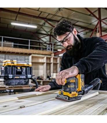 Random orbital sander 18V DCW200NT DEWALT 13500 OPM Black, Yellow