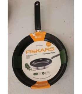 SALE OUT. Ceramic frying pan FISKARS FF, non-stick coating, 26 cm, 1 pc. Fiskars CHIPPED ENAMEL, SCRATCHED