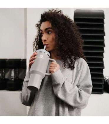 Stanley 1913 Quencher H2.0 Flowstate Tumbler 1180 ml Grey