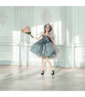 WOOPIE ROYAL Lalka Emi w Eleganckiej Sukni Tiulowej z Kokardą i Bukietem