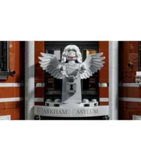 LEGO BATMAN 76300 Arkham Asylum