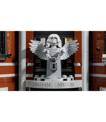 LEGO BATMAN 76300 Arkham Asylum