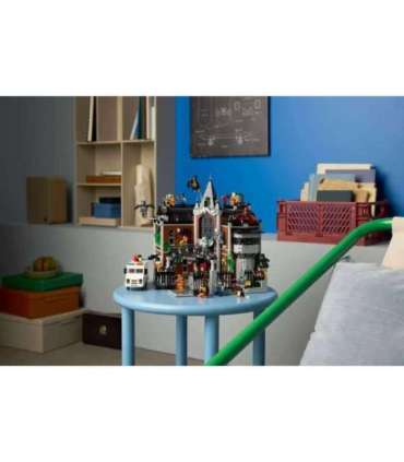 LEGO BATMAN 76300 Arkham Asylum