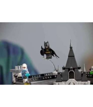 LEGO BATMAN 76300 Arkham Asylum