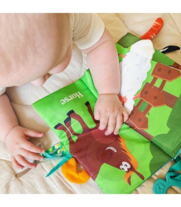 WOOPIE BABY riidest raamat loomade sabadega