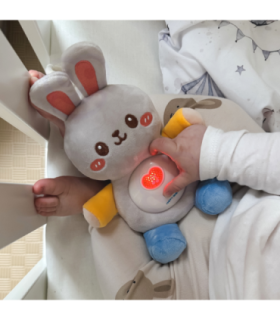 WOOPIE BABY interaktiivne pehme kaisukas imikutele — valgus ja heli, jänes, uneabi, roosa