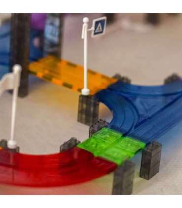 WOOPIE Magnetyczny Tor Samochodowy Wyścigowy + Autko 137 El.