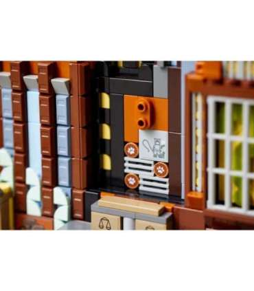 LEGO BATMAN 76271 The Animated Series Gotham City