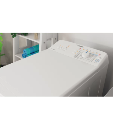 INDESIT Washing machine BTW L60400 EE/N Energy efficiency class C Top loading Washing capacity 6 kg 951 RPM