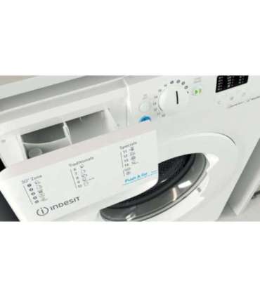 Front-loading washing machine Indesit